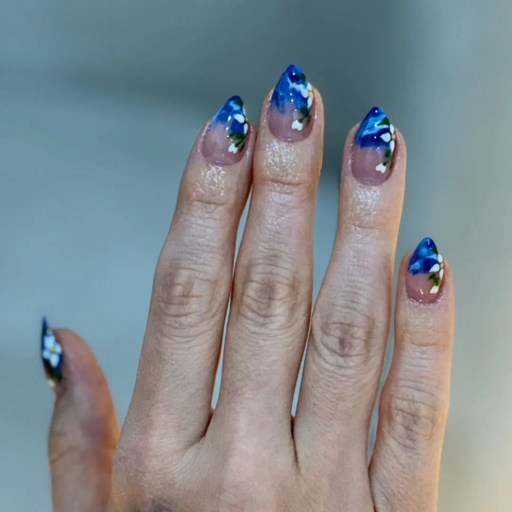  Blue Flame Short Nails