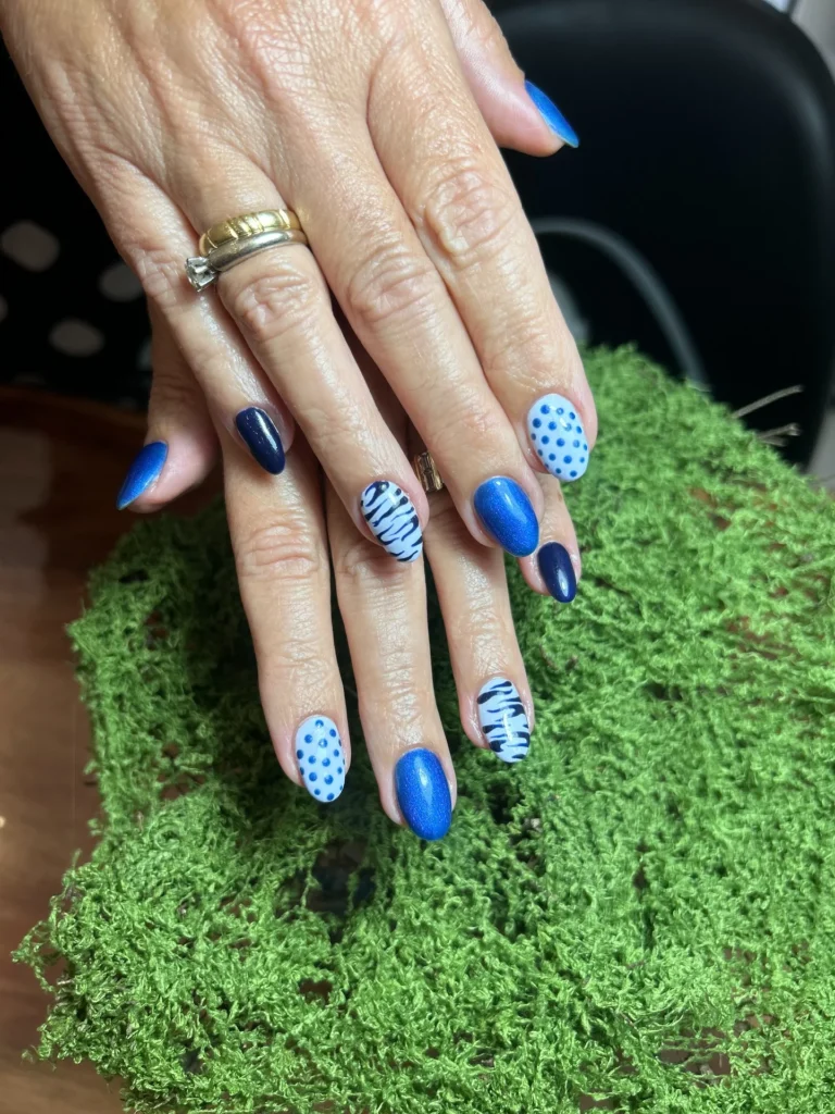 Dotted Blue Mix