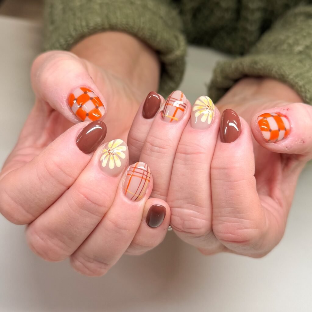 Fall Plaid & Daisy Nails