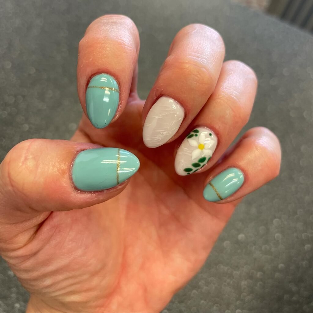 . Mint Daisy Delight