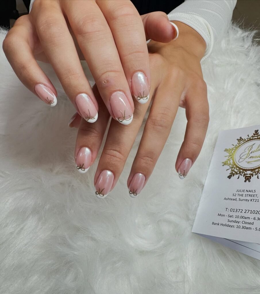 Bow French Tips