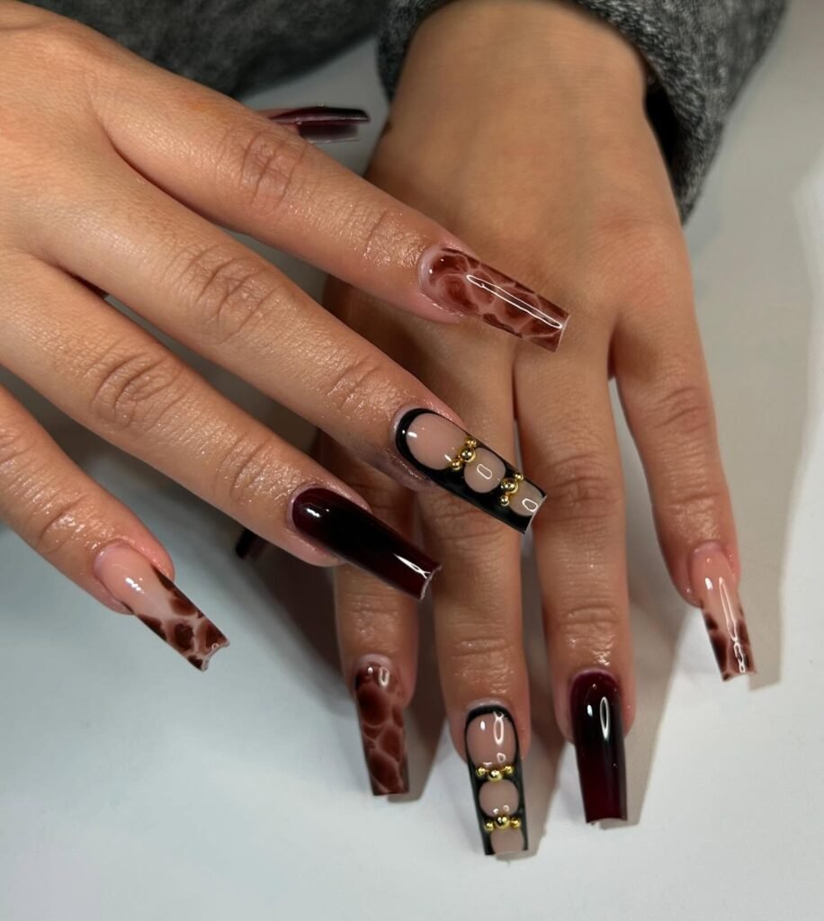  Brown Marble Accents