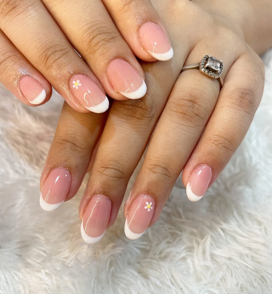Daisy French Tips