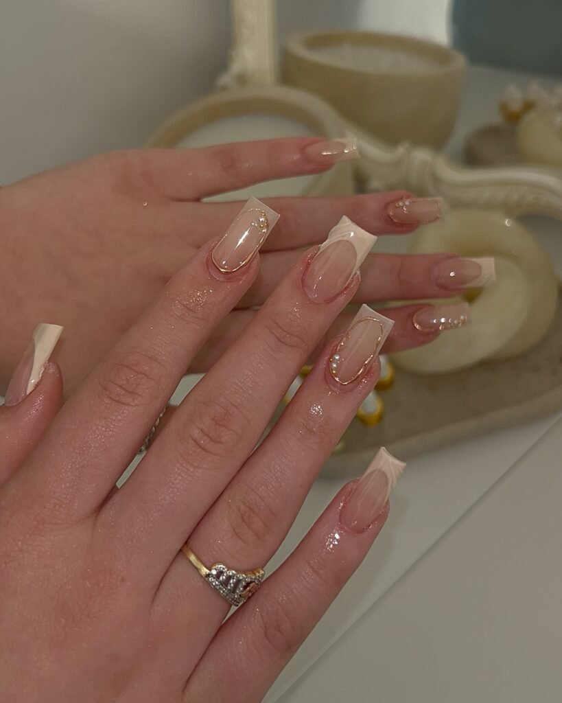  Glossy French Frames