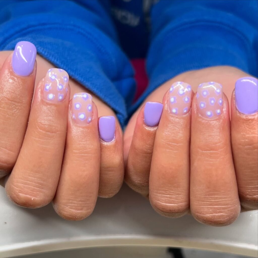  Lavender Dot Nails