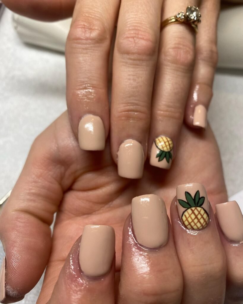 Nude Pineapple Accent
