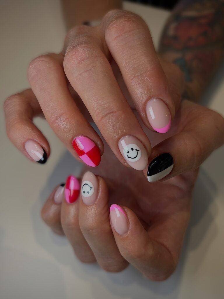 Pink Contrast Smiles