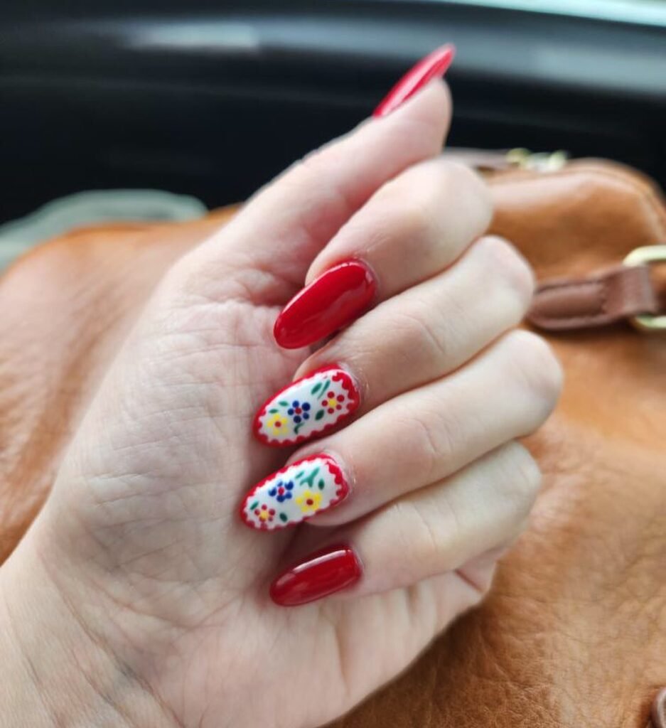 Red Scallop Florals