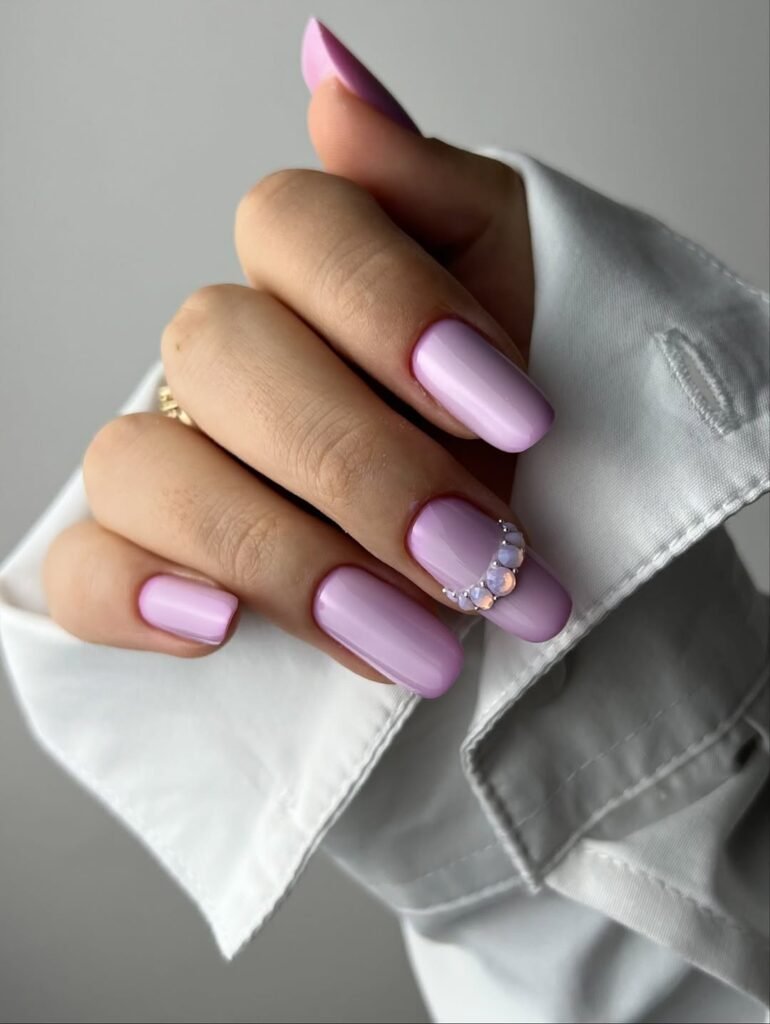 Soft Lilac Rose Accent