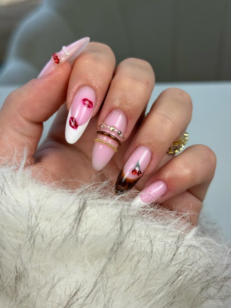 Soft Pink Charm Kisses