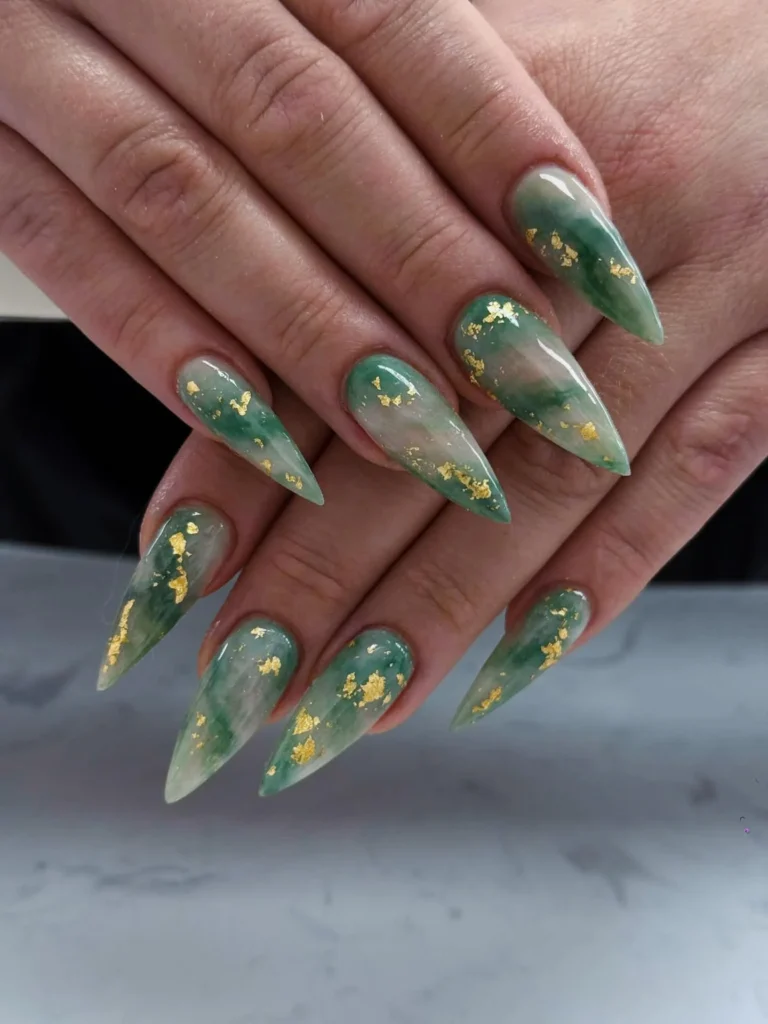  Soft Jade Floral Nails