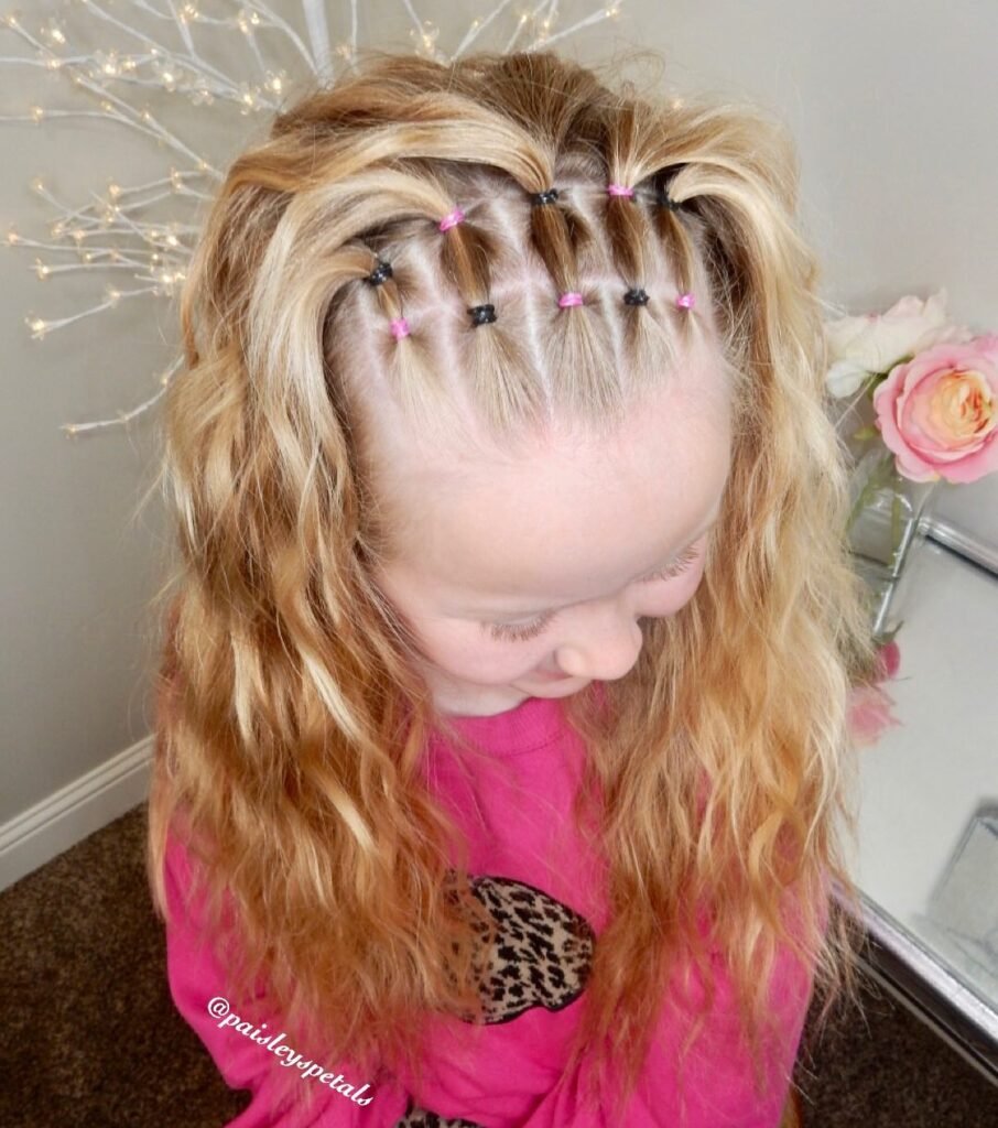 Crown Rubber Band Hairstyle for Curly Hair