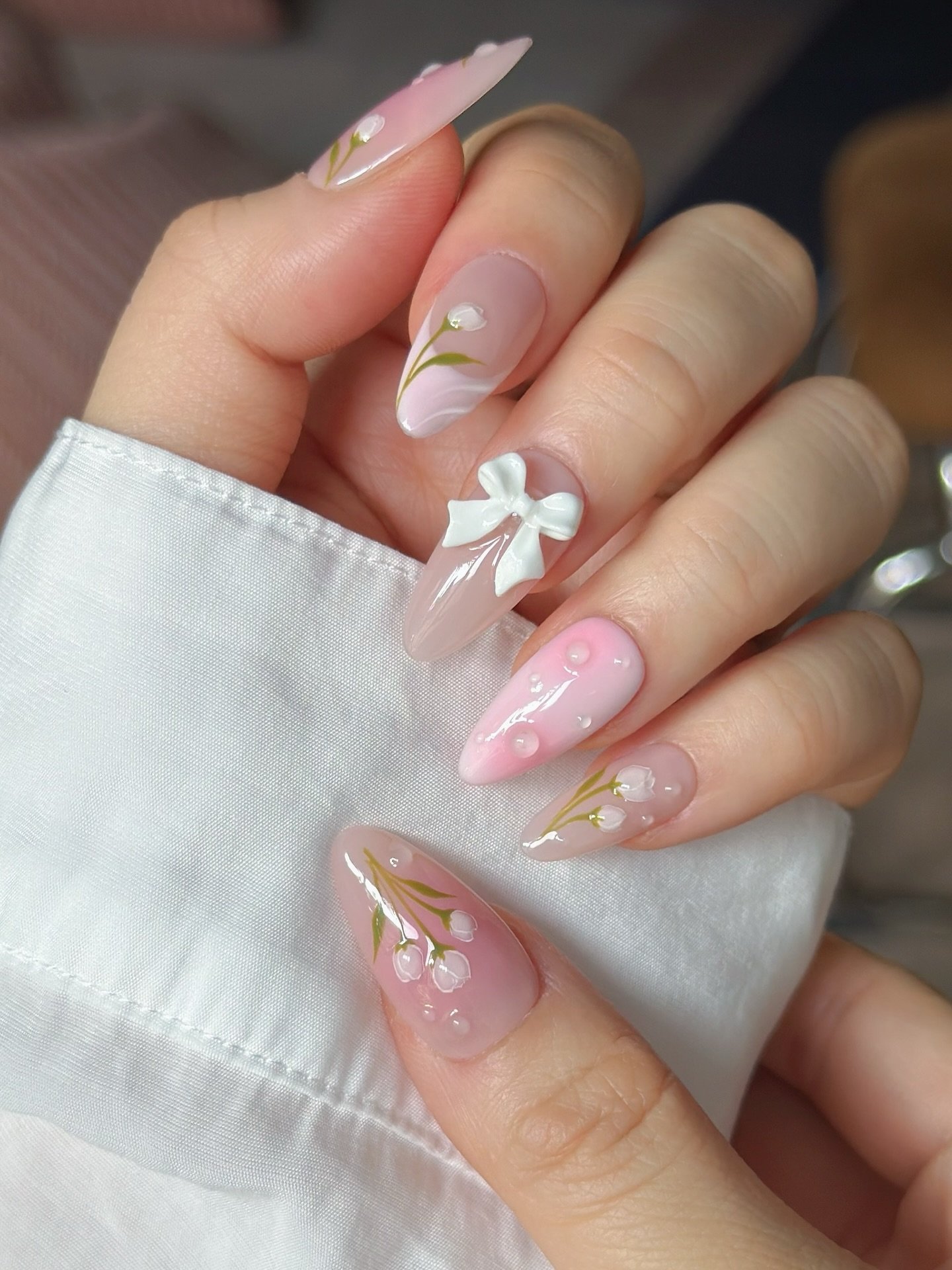 19 Coquette Nails Ideas That Look Soft, Pretty, and Feminine